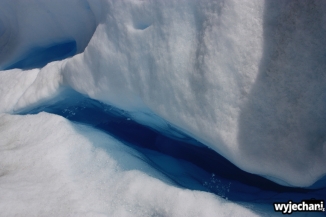07 Perito Moreno - spacer - szczeliny lodowcowe